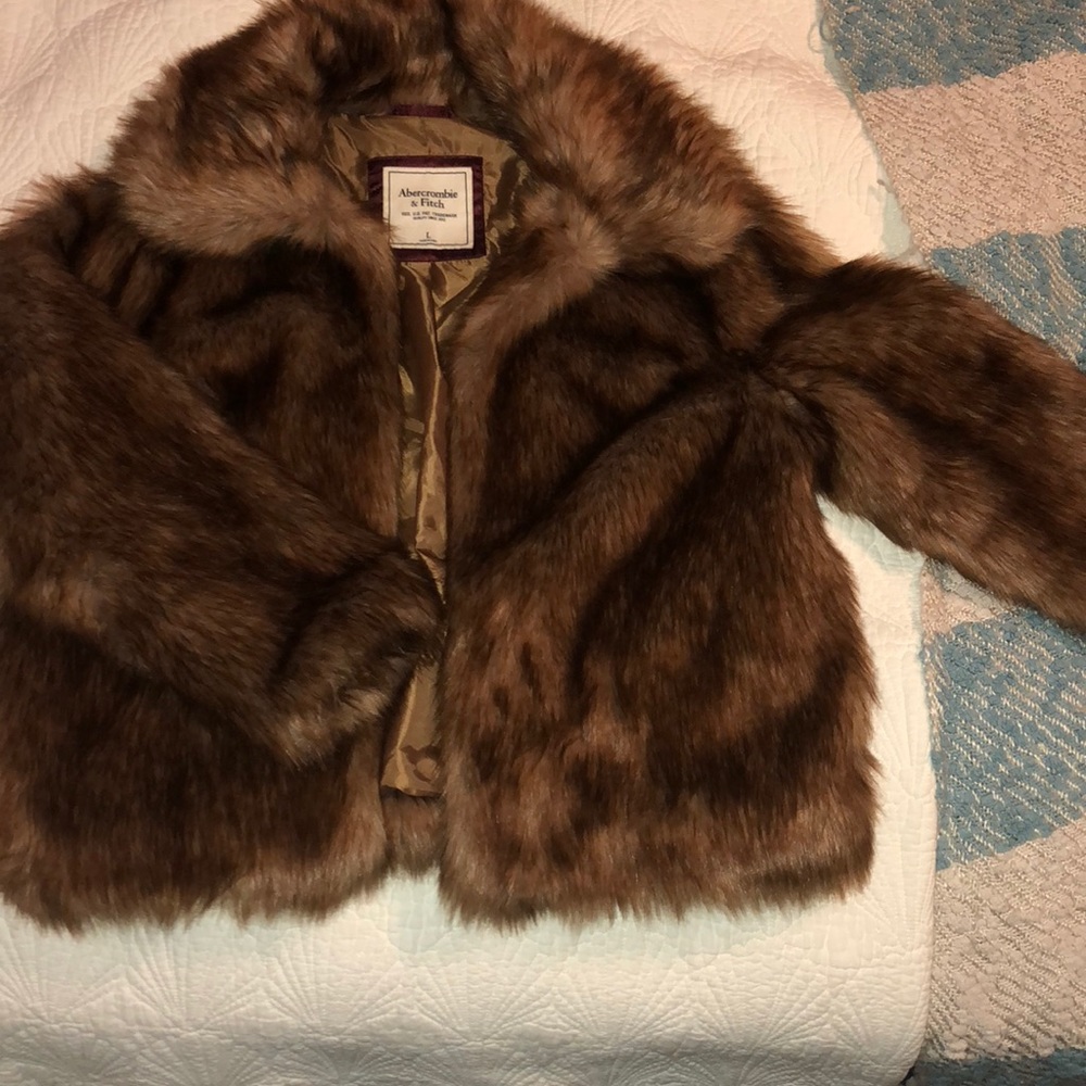 Abercrombie & Fitch fur coat